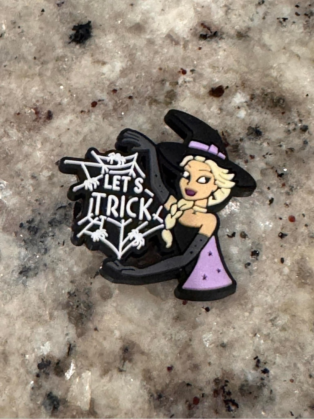 CROCS Halloween Elsa from frozen Jibbitz Charm - Black, Purple, White, Beige